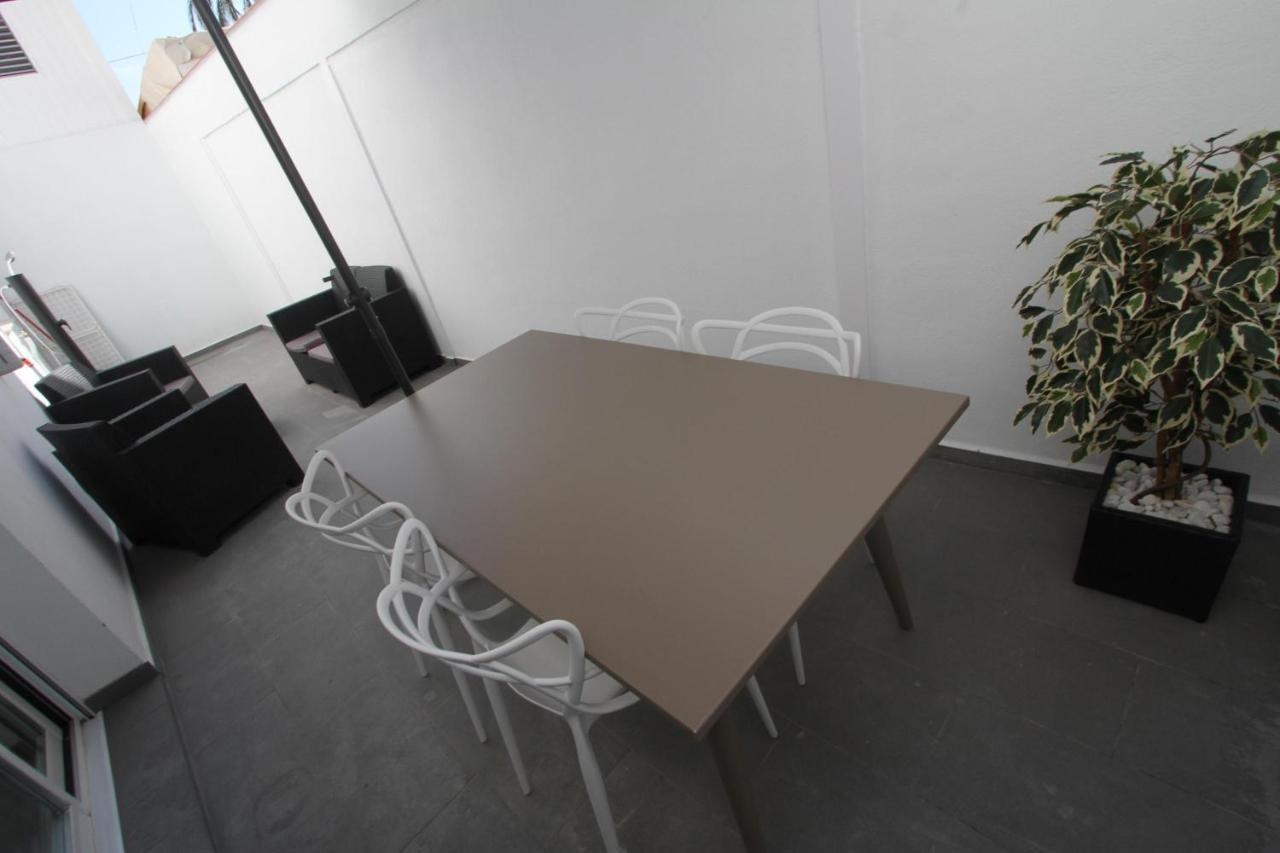 For A Roesmar Apartament *